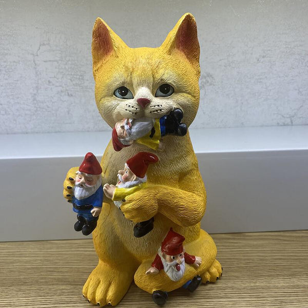 The Gnome Massacre in the Great Garden